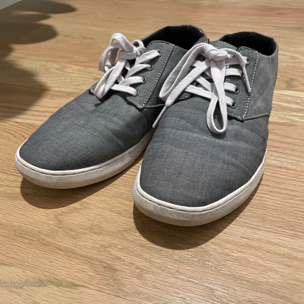 Travis Matthew Cuater Sneakers Size 10 - image 2